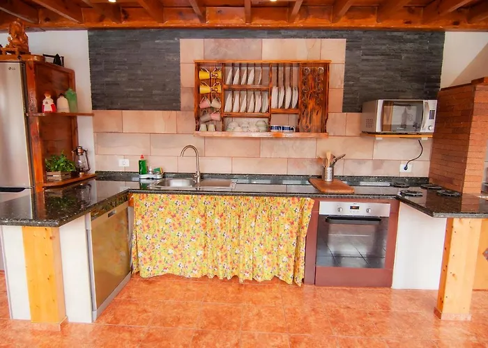 Casa Mercedes * El Río