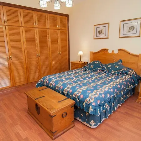 Casa Mercedes * El Río